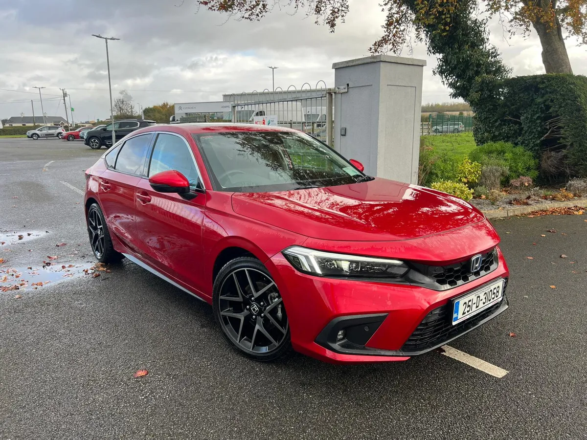 Honda Civic Advance e:HEV 2025 - Image 1