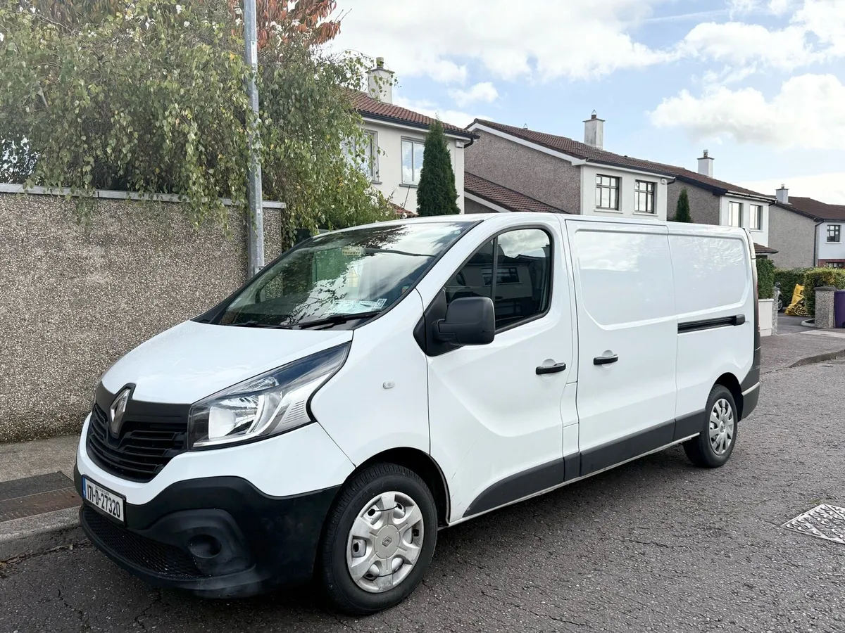 Renault traffic - Image 2