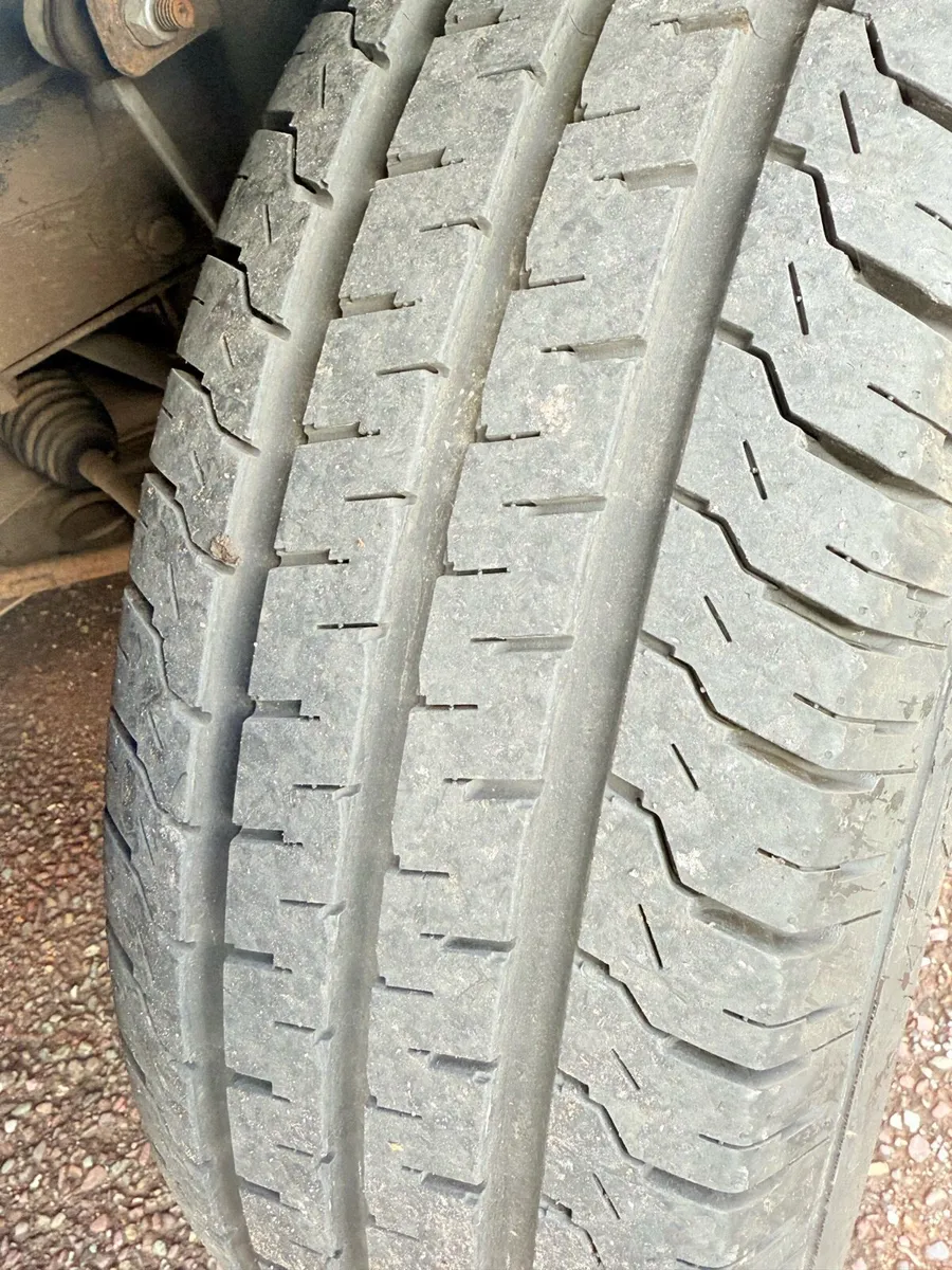 Renault traffic - Image 4