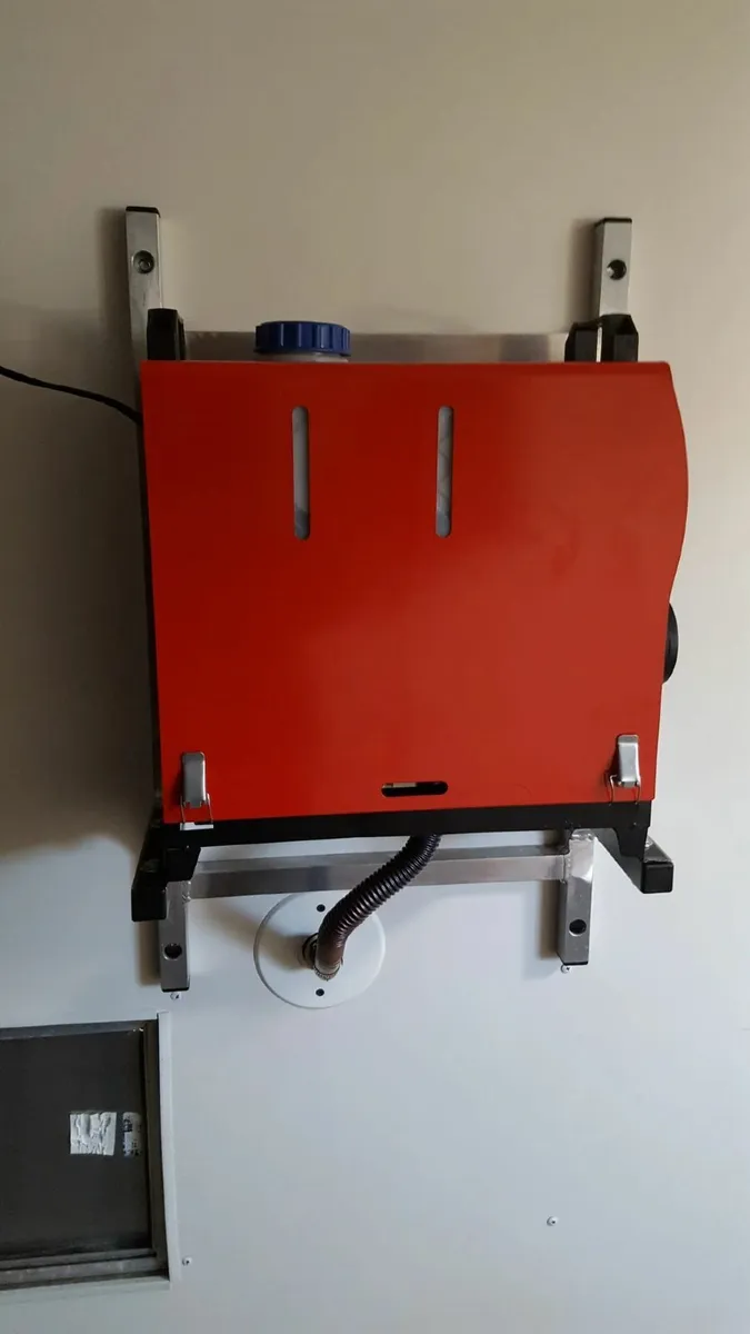 8kW Diesel Air Heater for Garage Shed Conservatory - Image 1