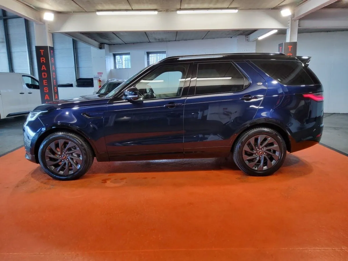 Land Rover Discovery 3.0d I6 249 PS AWD Auto R-dy - Image 3