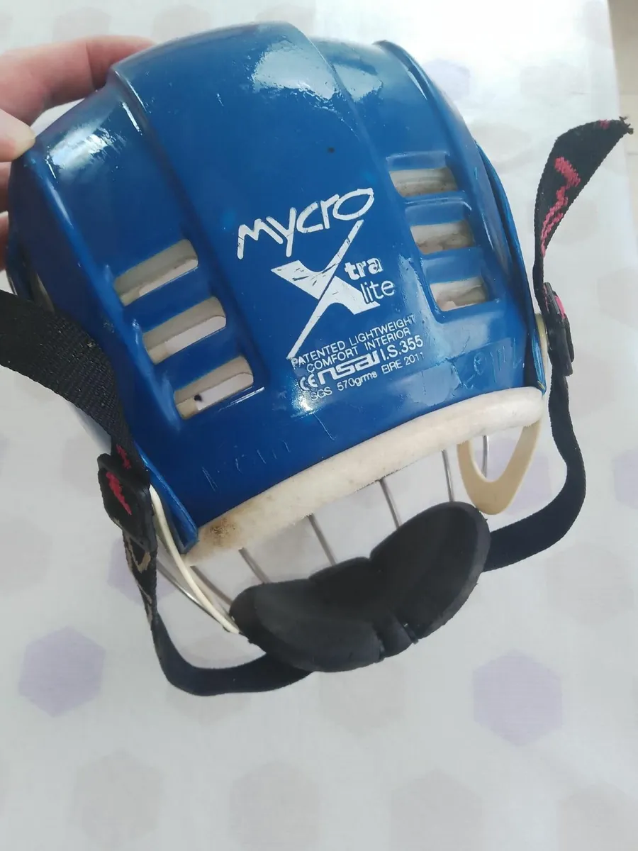 Hurling Helmet (Child) - Image 1