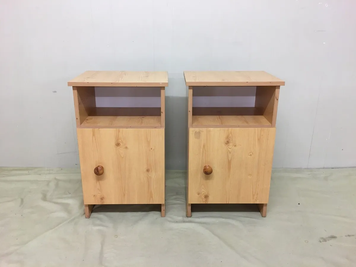 Pair Bedside Lockers - Image 1