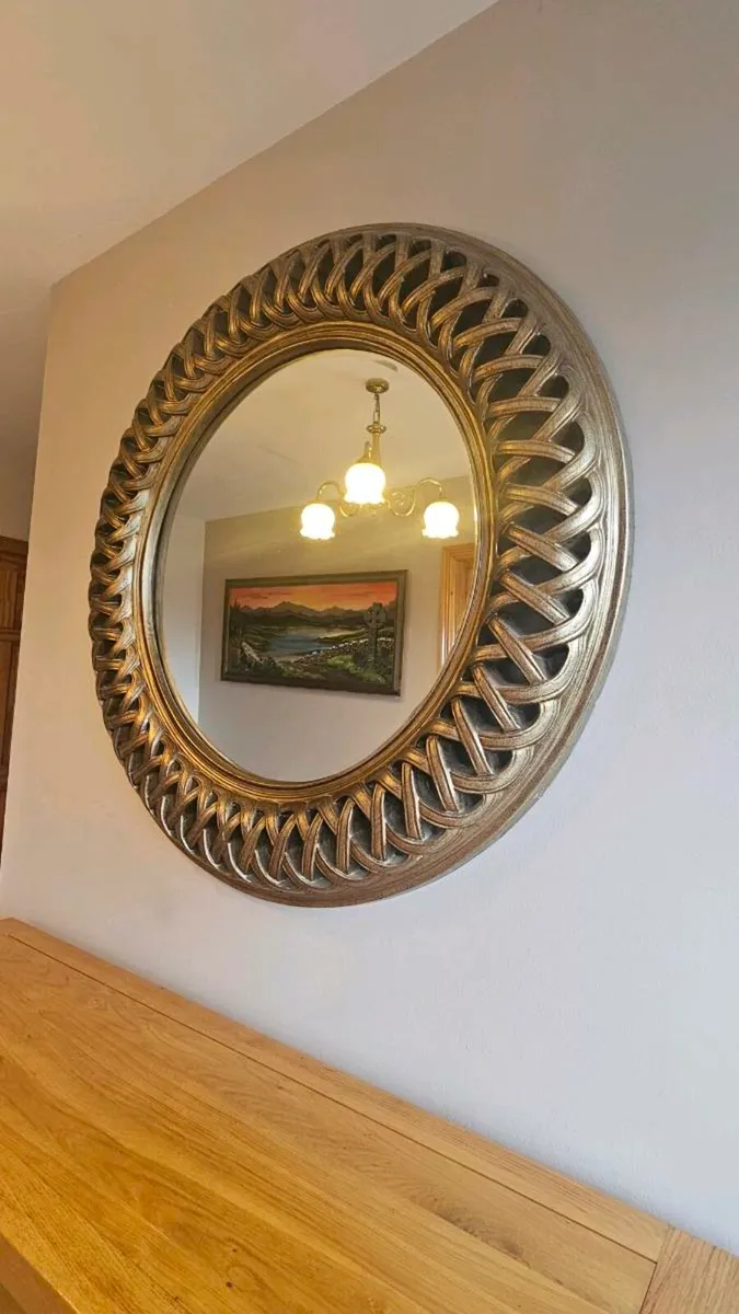 Large mirror - Image 1