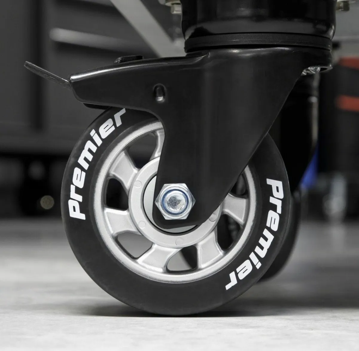 Sealey Premier™ Heavy-Duty Extra-Wide Rollcab - Image 3