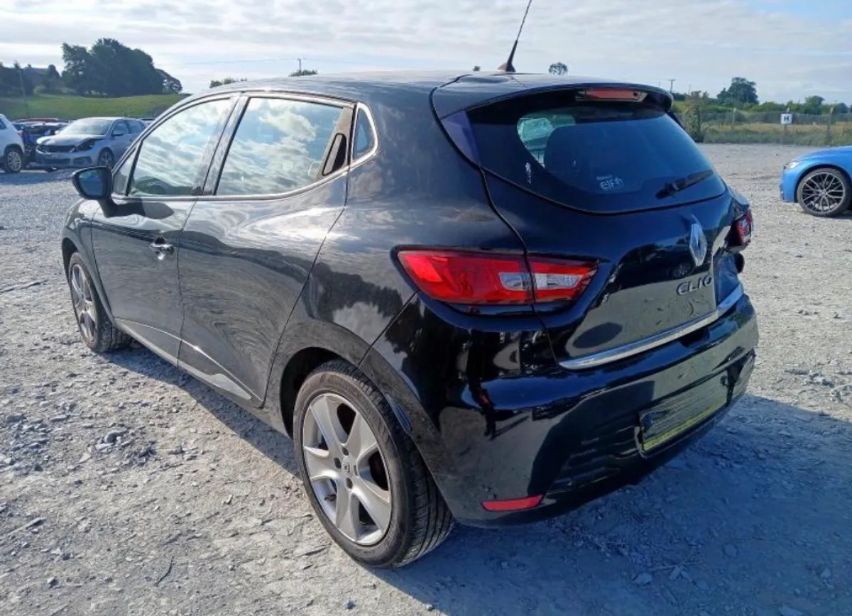 Breaking 2016 Renault Clio 1.2 - Image 4