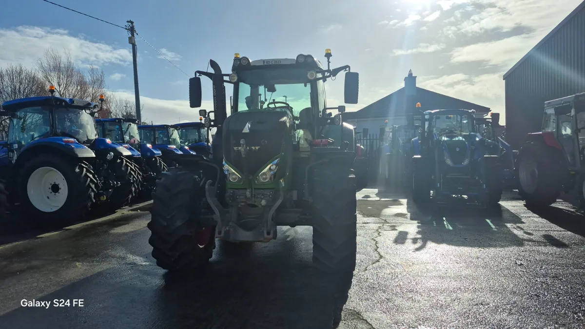 Fendt 824 - Image 2