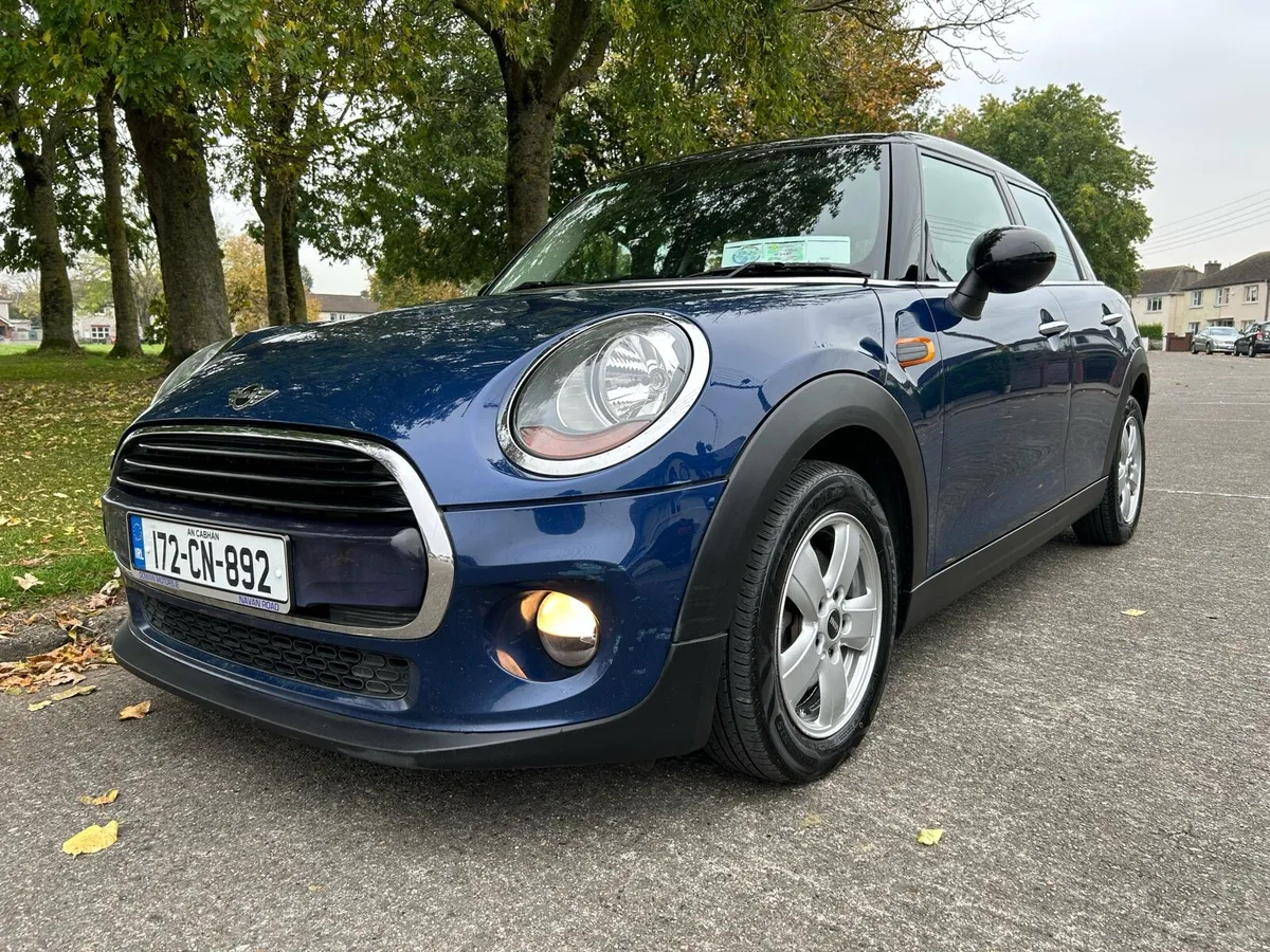 2017 Mini Cooper 1.5D // NCT 4/27 // Price €7950 - Image 4
