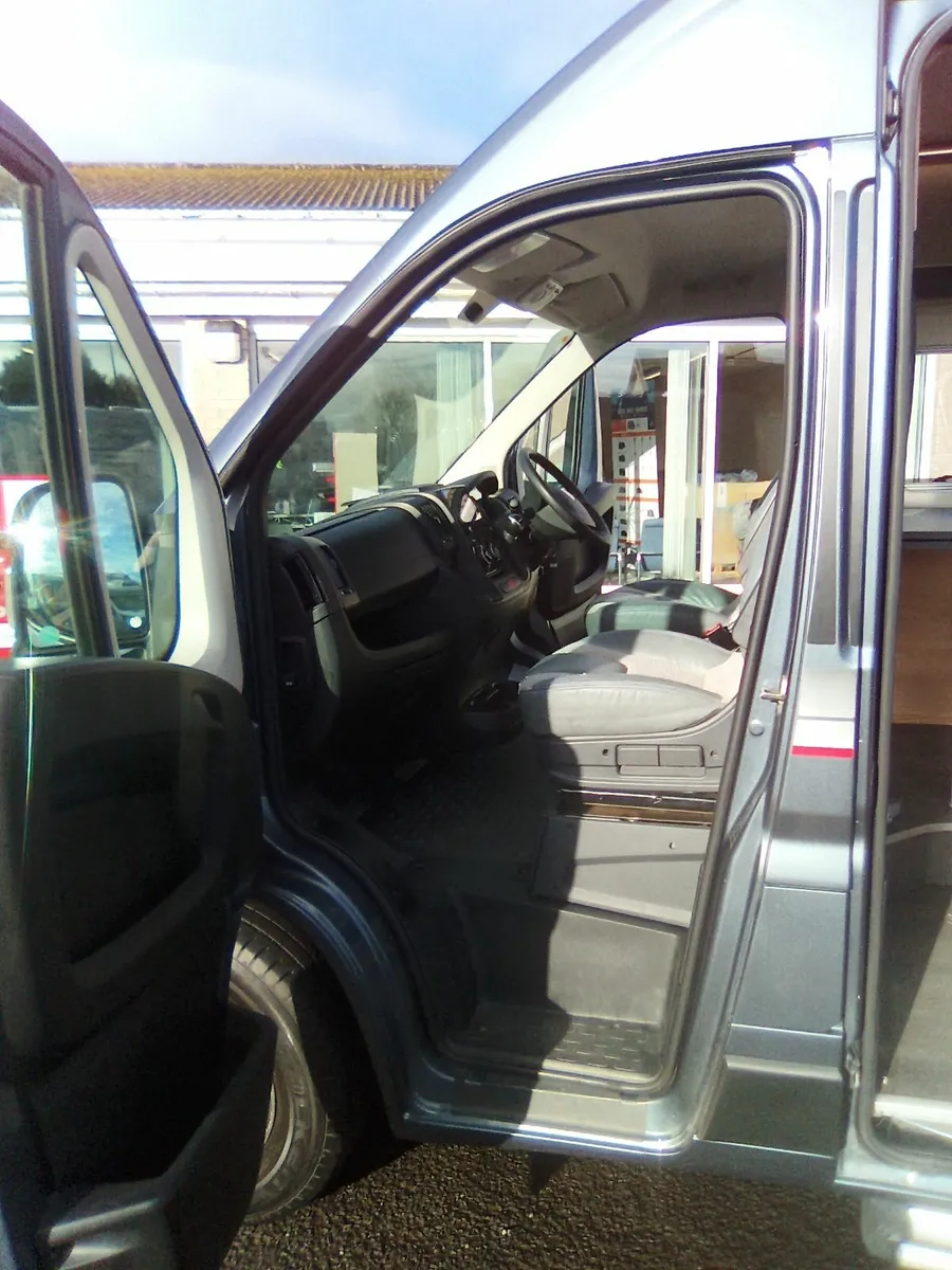 Auto-Trail V lines 669 2022 Automatic - Image 4