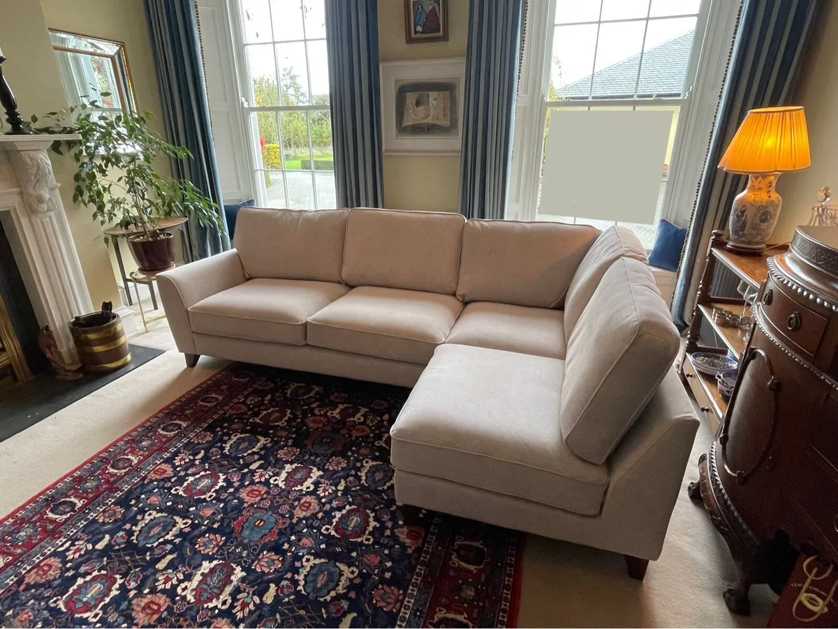 Orson Couch - Image 2