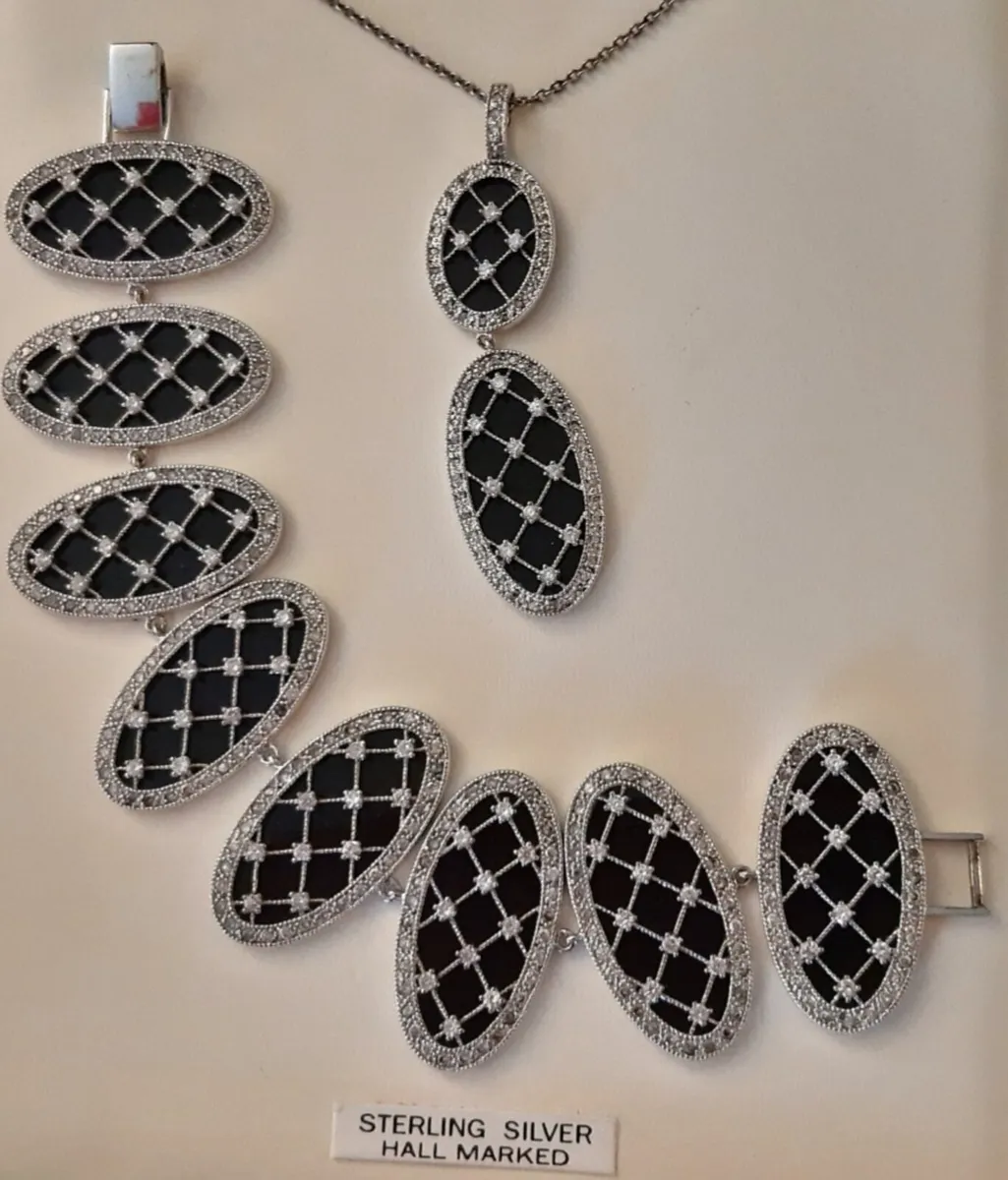 Silver Pendant and Bracelet Set - Image 1