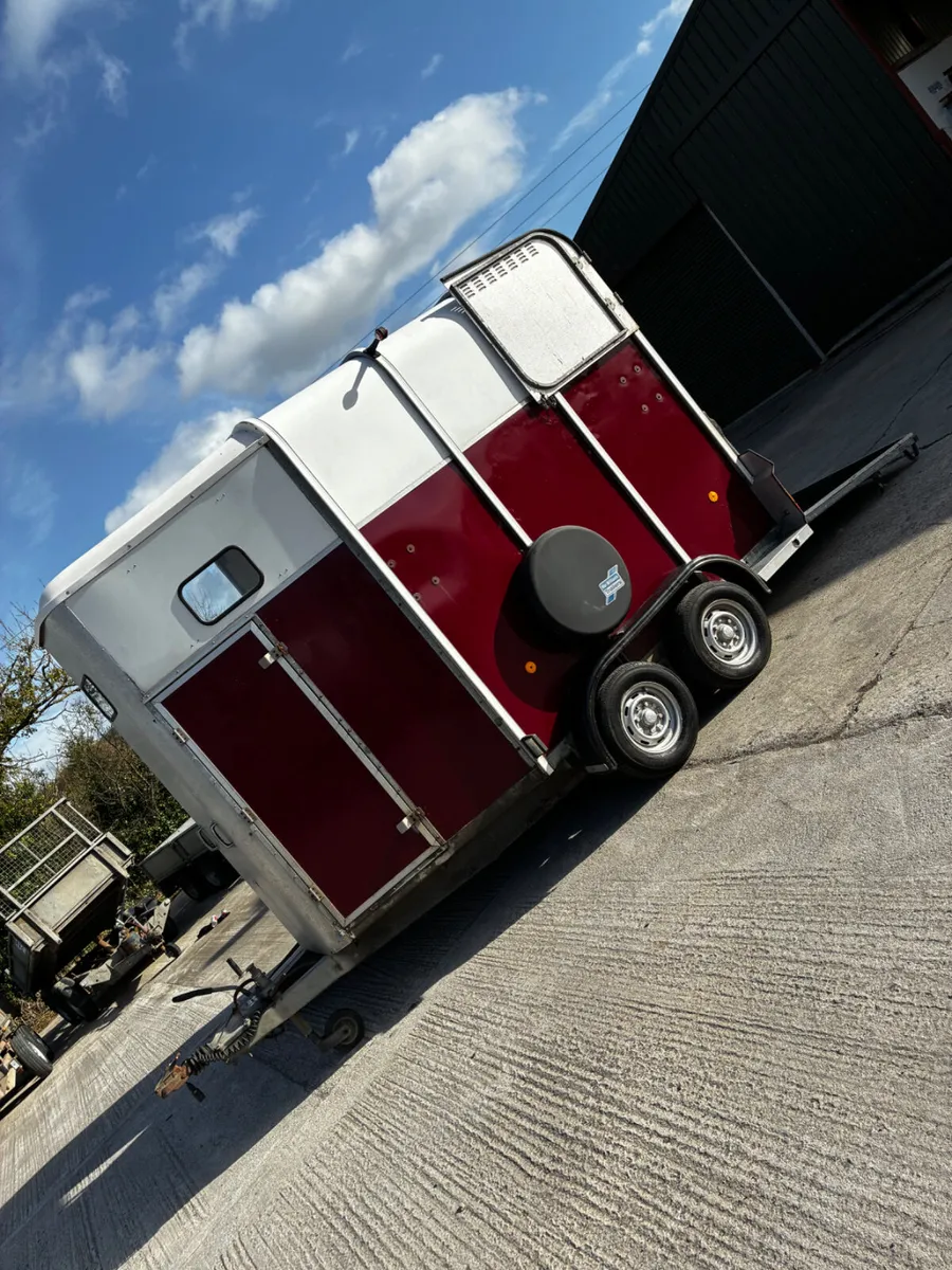 Ifor Williams hb510  horsebox - Image 1