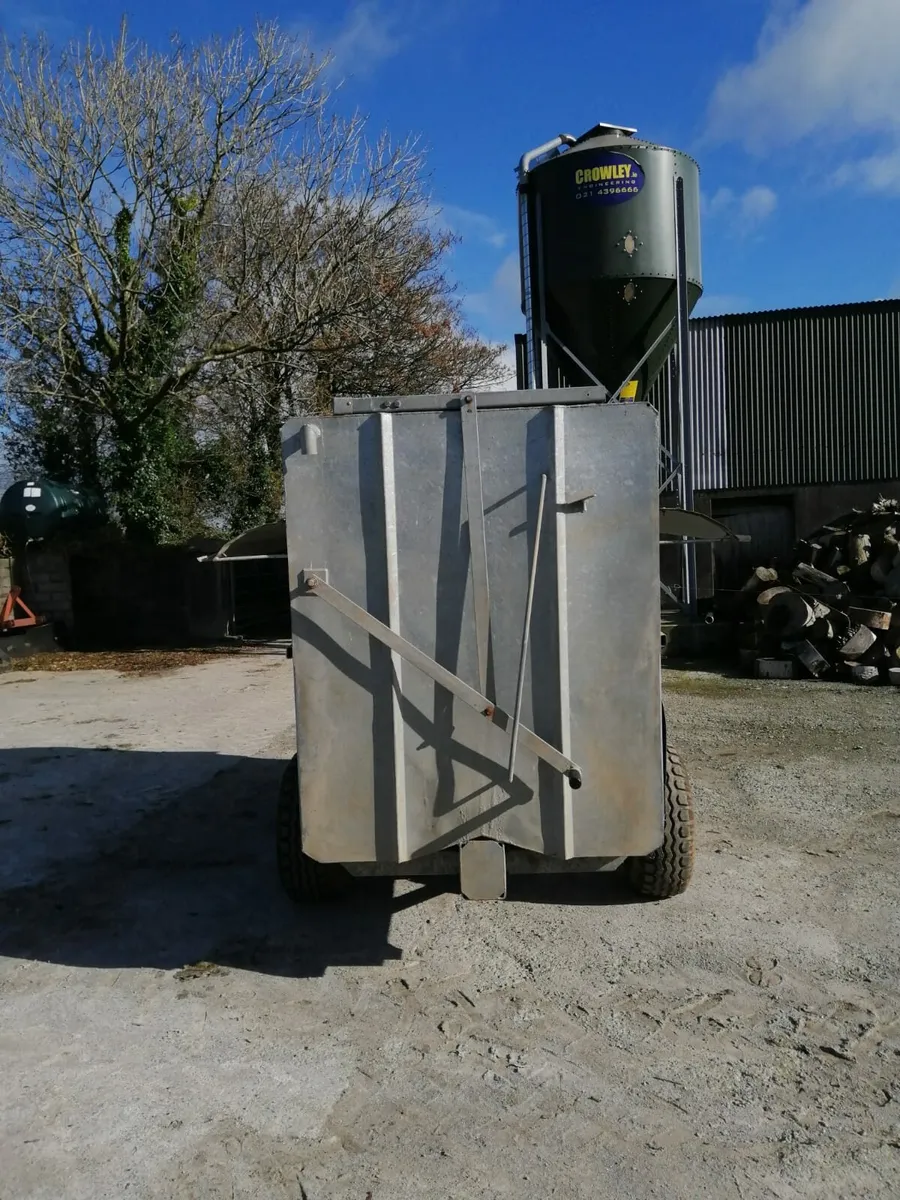 Condon adlib 2.5t Feeder on wheels - Image 2