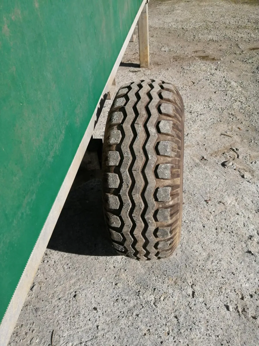 Condon adlib 2.5t Feeder on wheels - Image 4