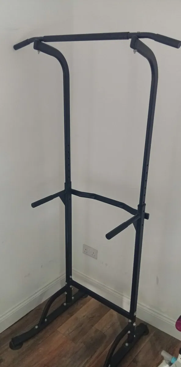 Pull Up Tower - Image 1