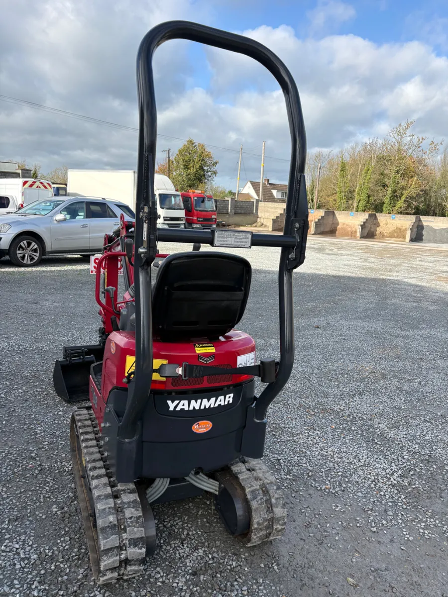 2023 Yanmar sv08 only 300 hours - Image 3