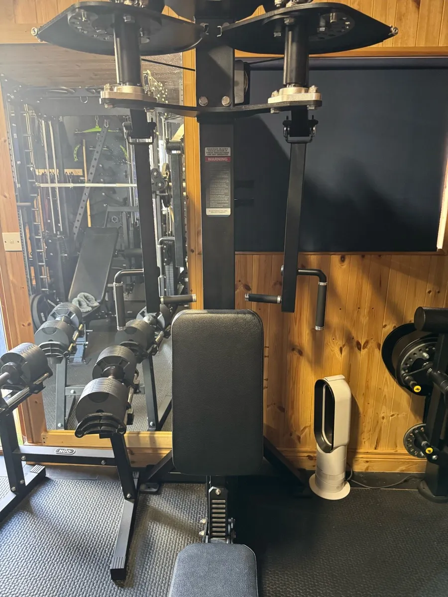 Pec Fly / Rear Delt Machine - Image 4