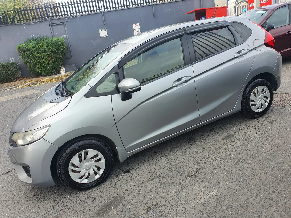 Honda Fit 2014 New nct low mileage - Image 3
