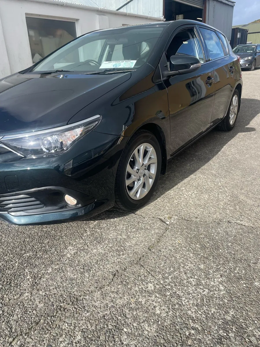 Toyota auris 1.6 d4d business edition - Image 3