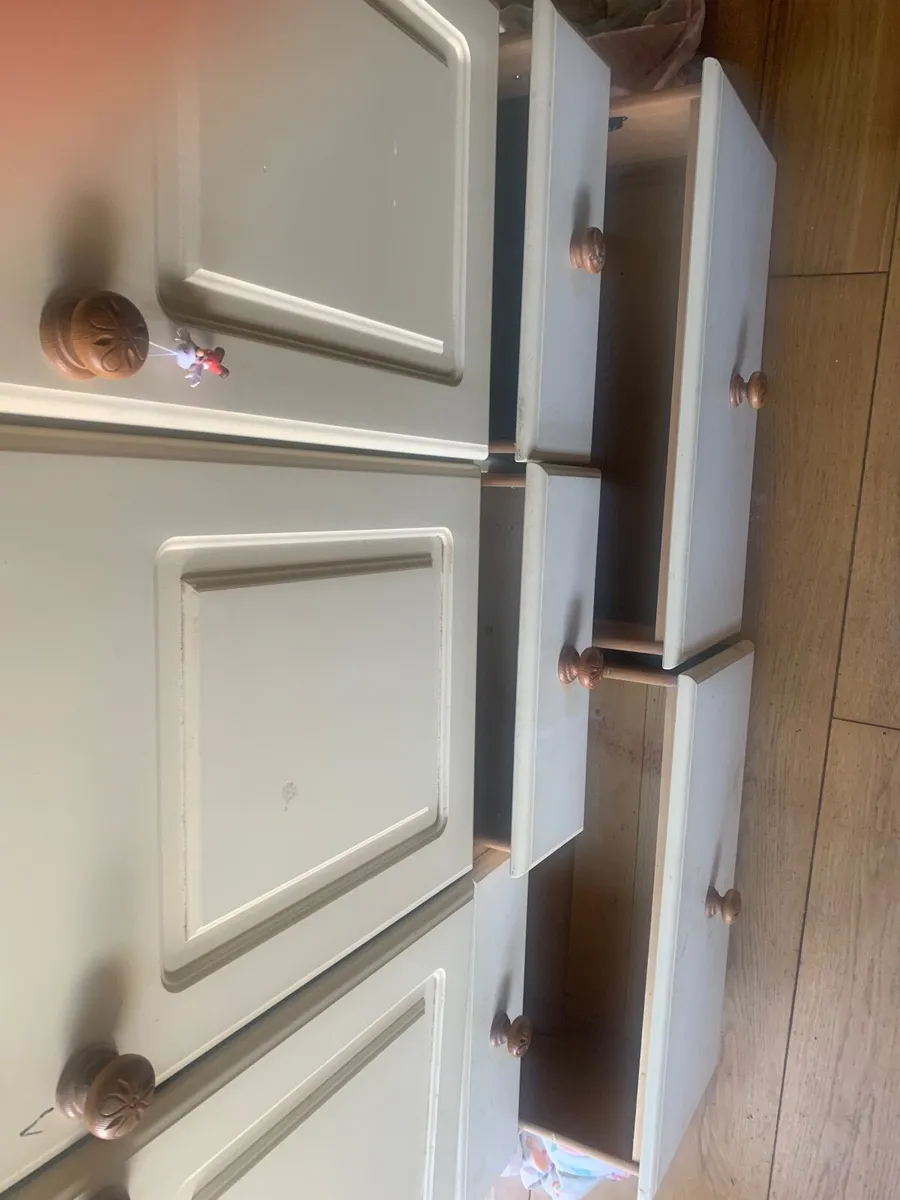 Large Wardrobe - Image 3