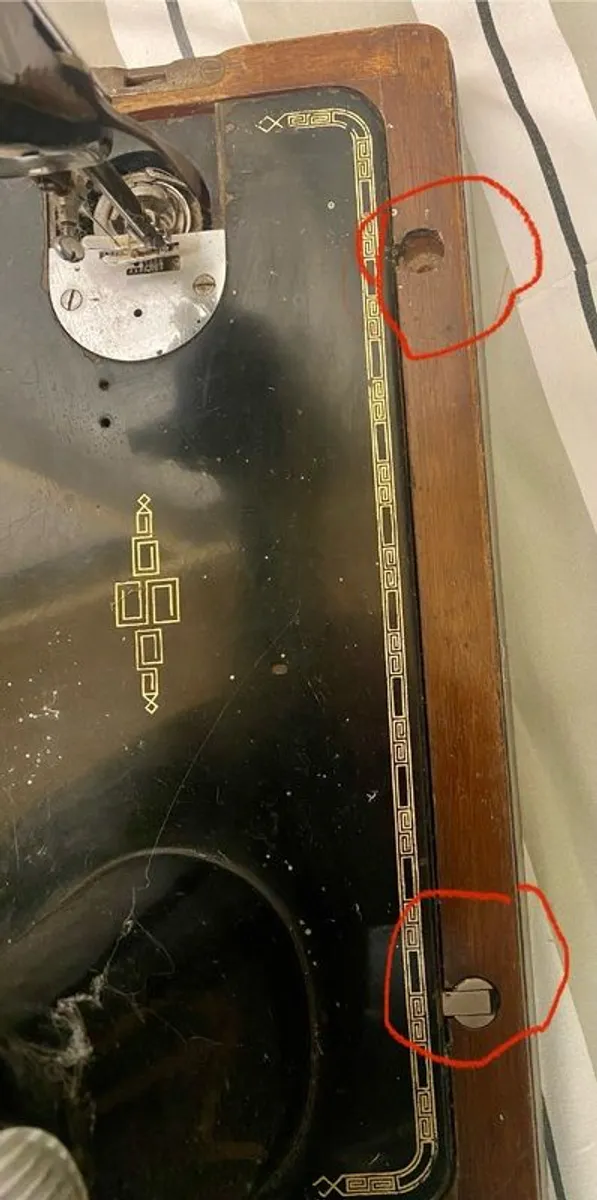 Sewing Machine Singer - Image 4