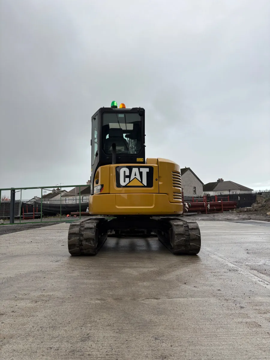 Cat 305 - Image 2