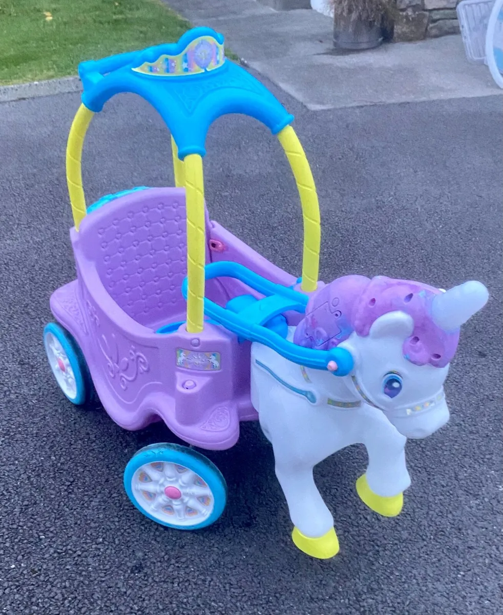Selection of Ride on toys - Image 1