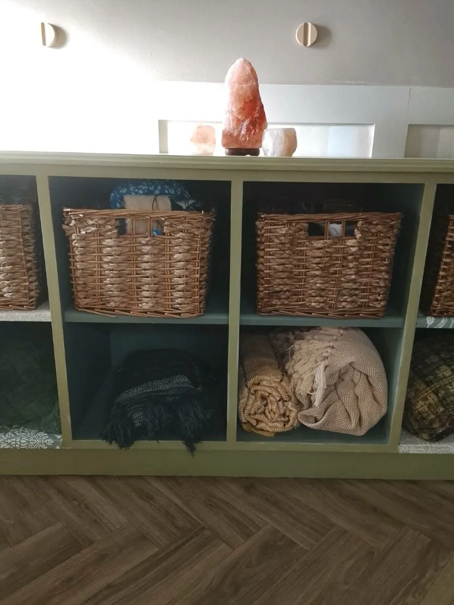 Bespoke handmade shelf unit - Image 4