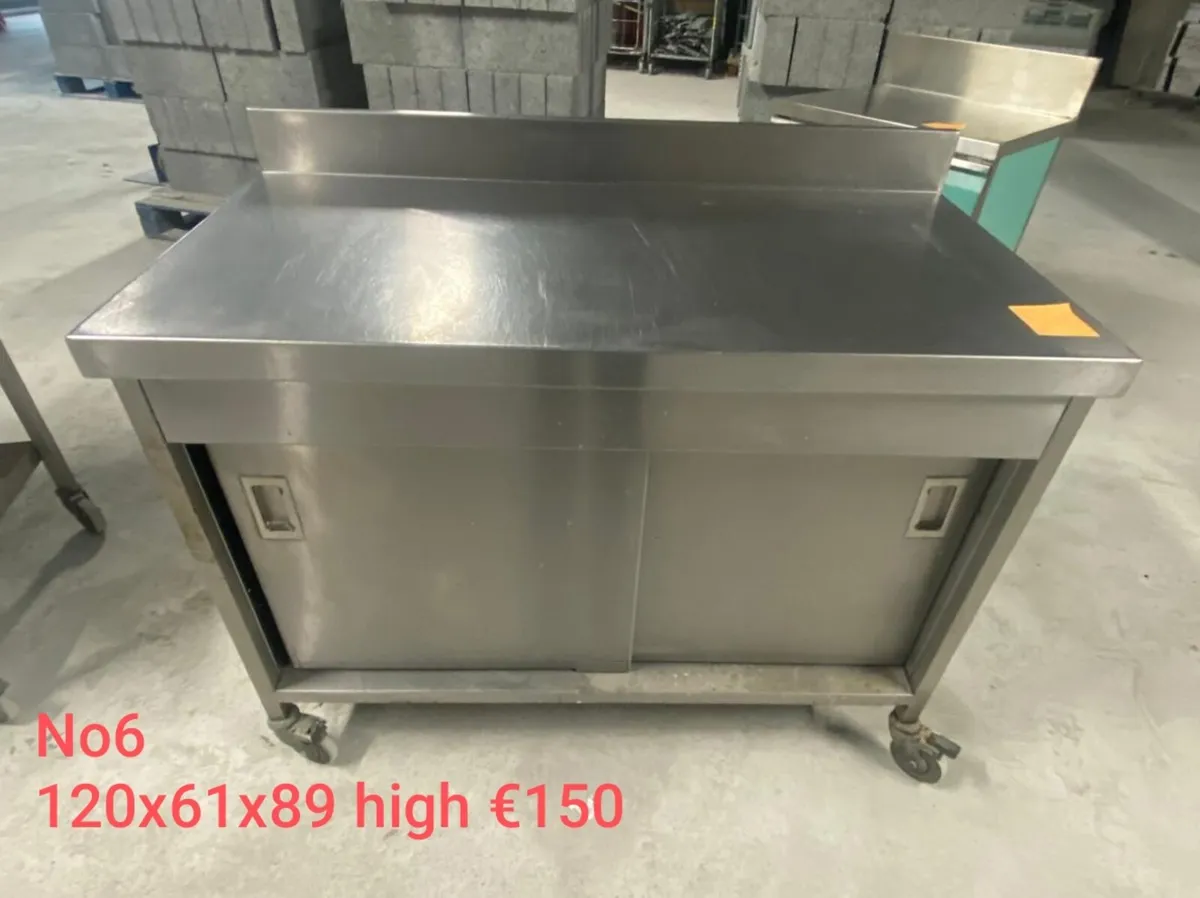 Stainless steel tables - Image 4