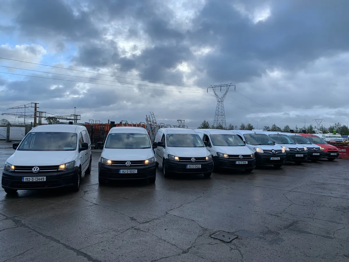 MASSIVE COMMERCIAL VEHICLE CLEARANCE AUCTION!! - Image 2