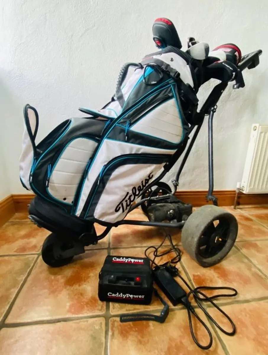 Set of golf clubs with trolley and watch - Image 3