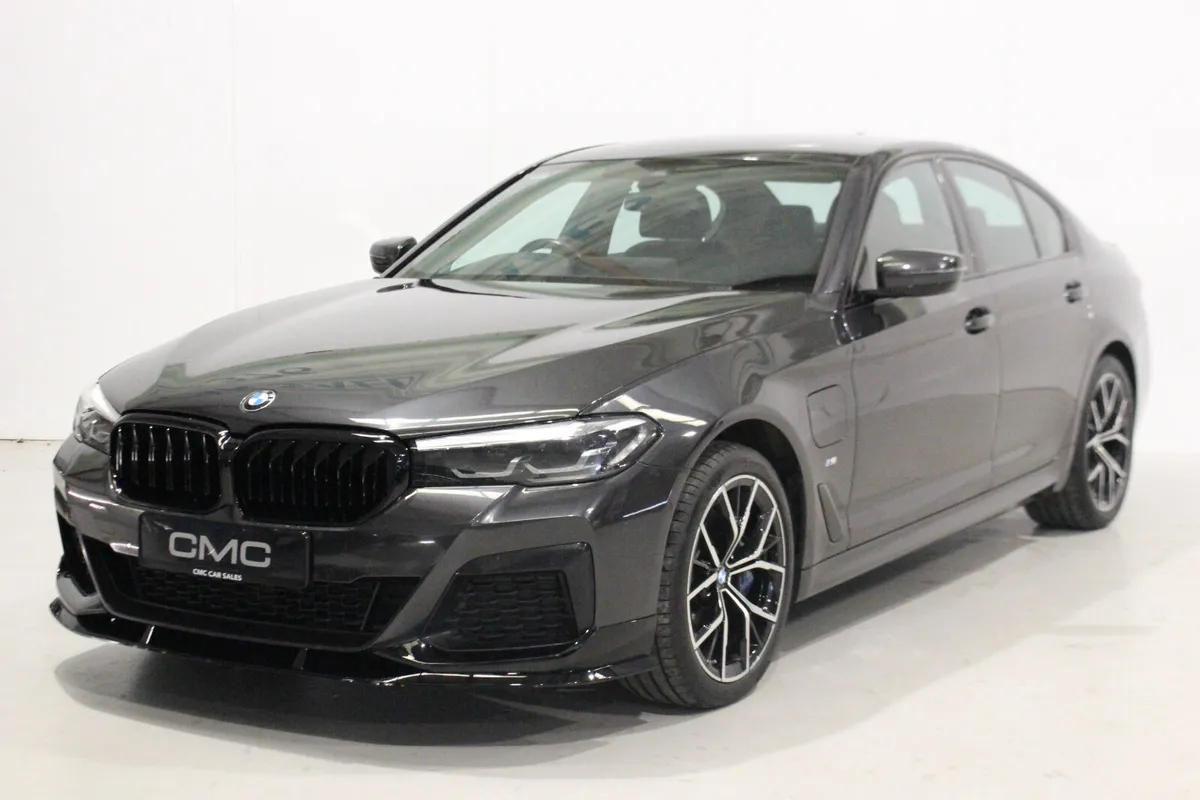 2021 BMW 5-Series 530E LCI M SPORT -  Great Spec! - Image 3