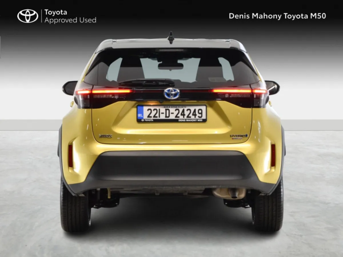 Toyota Yaris Cross Luna Sport Hybrid Auto - Image 4