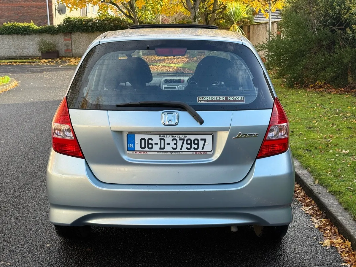 Honda Jazz SE 1.3 Auto 153k kms TAX 06/26 - Image 4