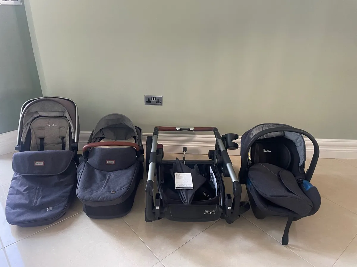 Silver Cross Wave travel system - Image 4