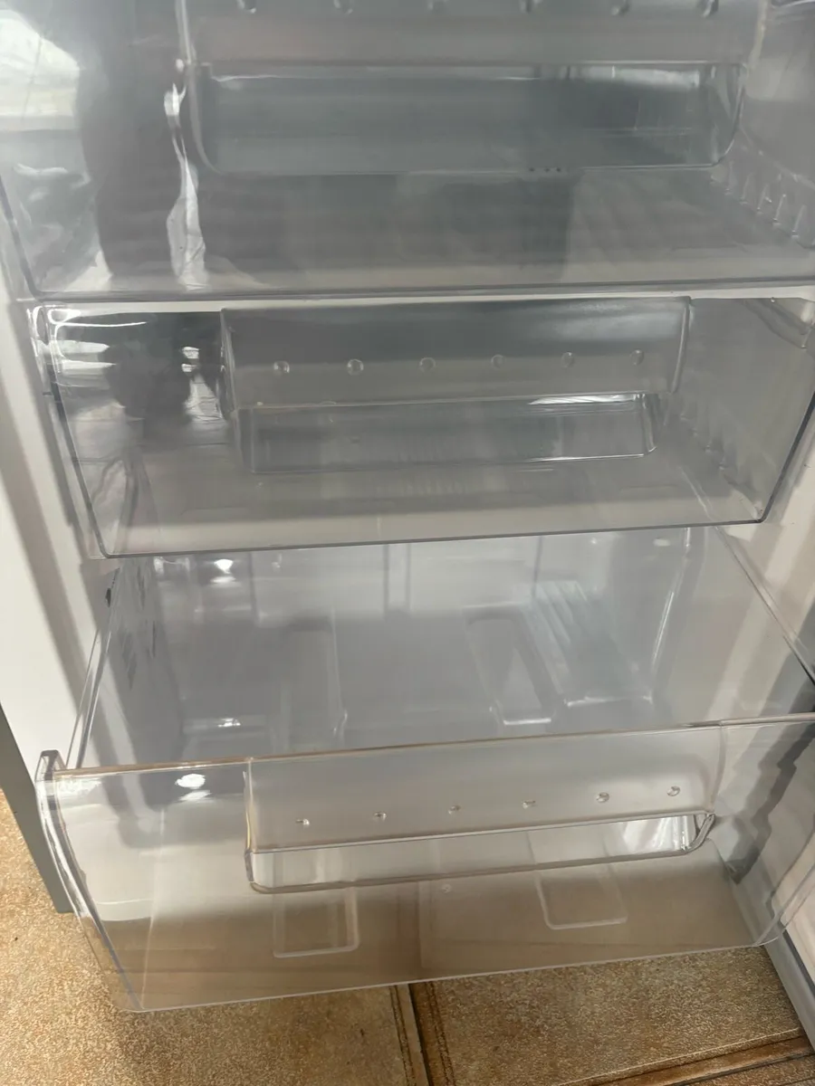 Hoover Under counter Freezer - Image 4