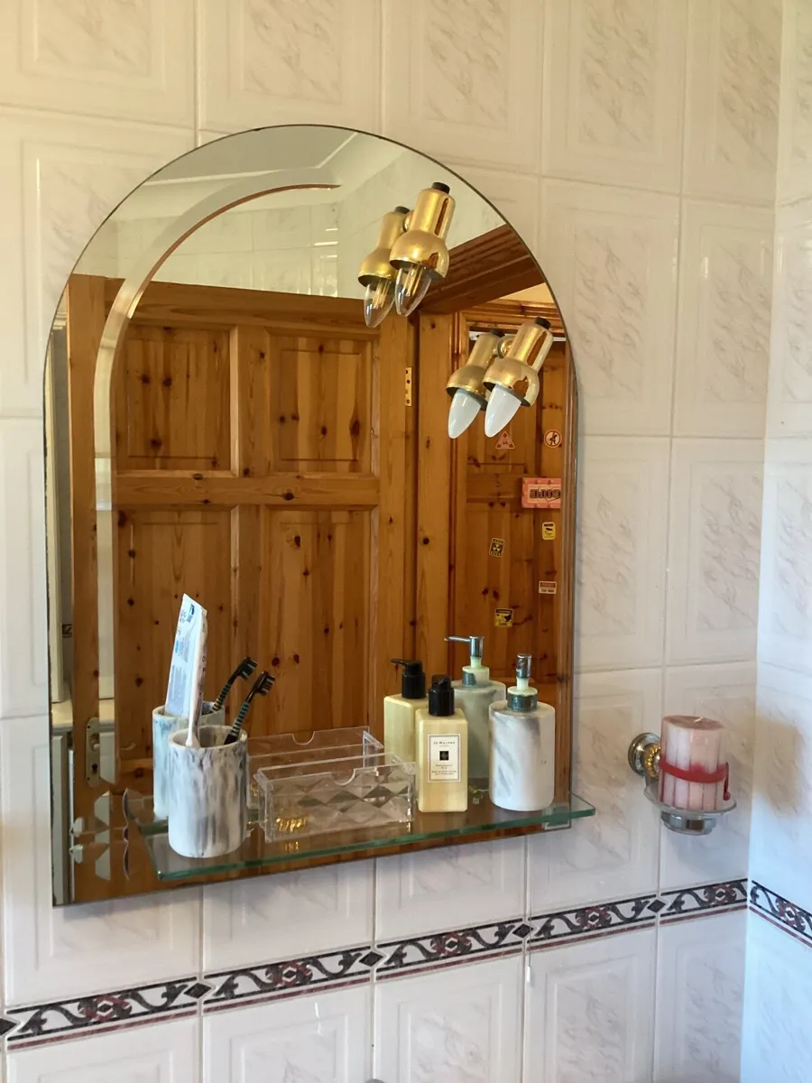 Bathroom vanity and mirror - Image 2