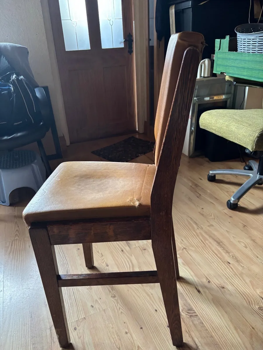 Charming stool chair - Image 2