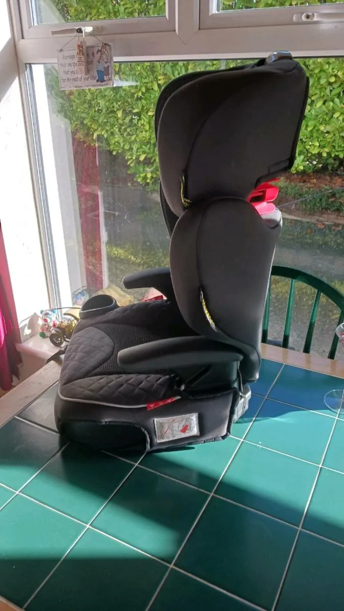 Graco car seat - Image 3