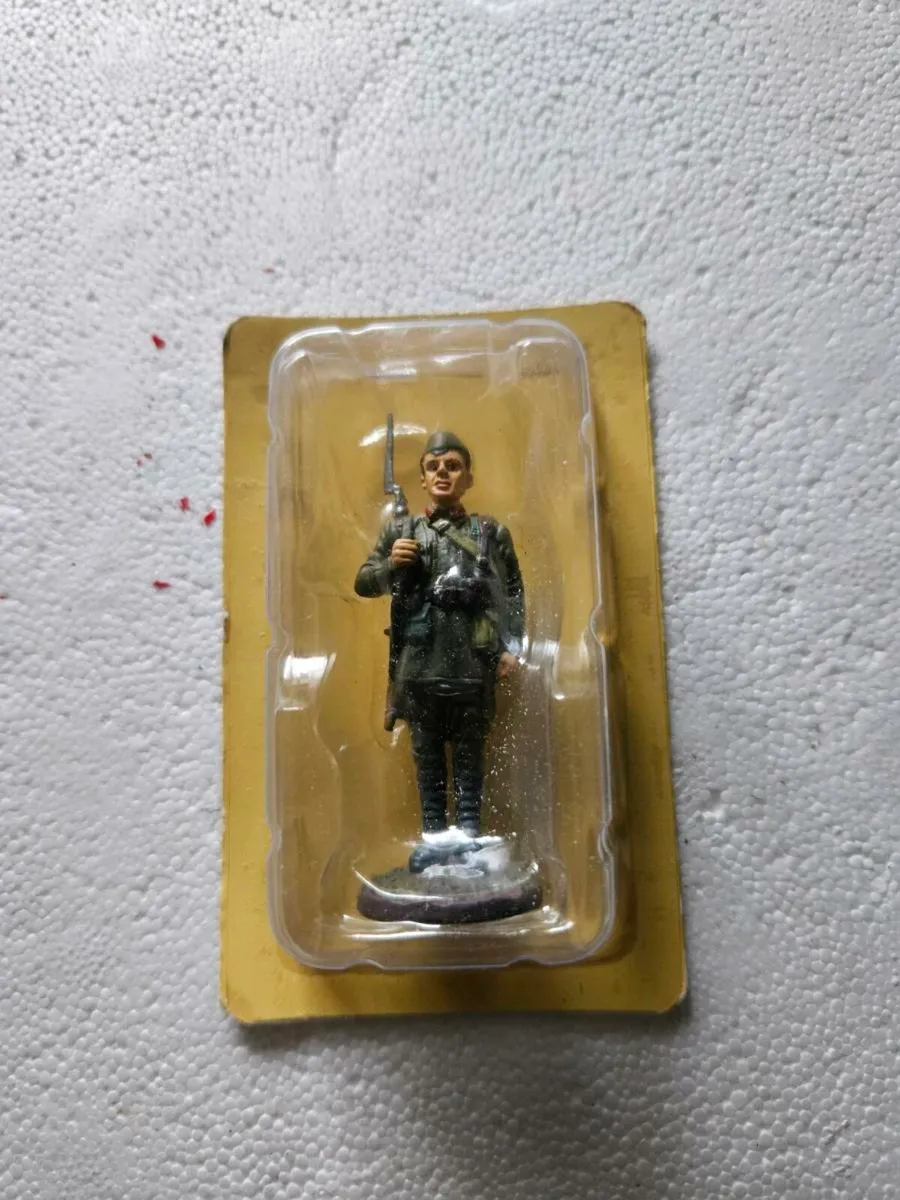 Britain's Del Prado Russian Soldier - Image 1