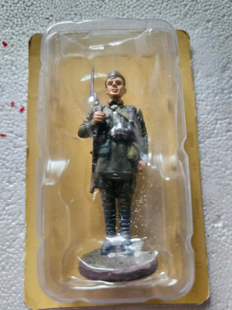 Britain's Del Prado Russian Soldier - Image 2