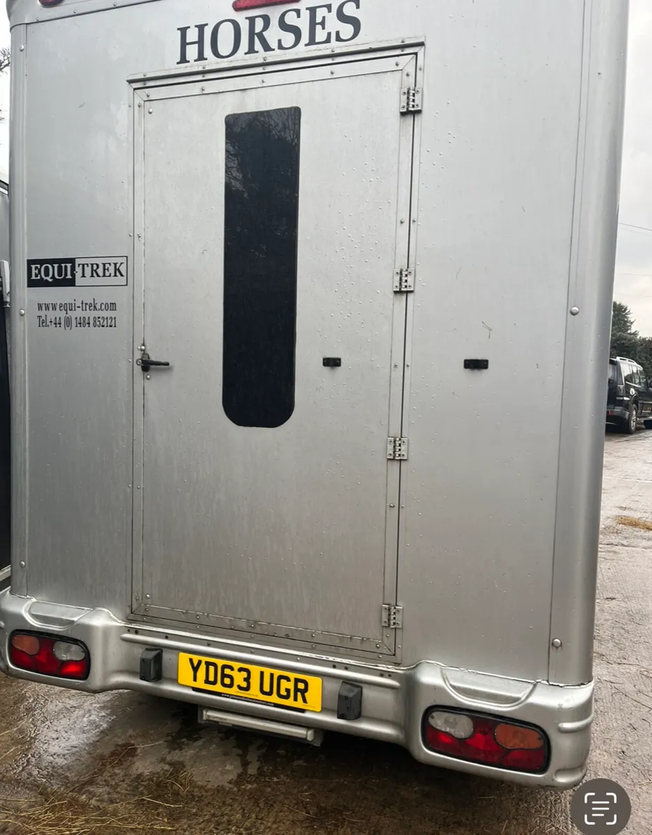 4.5 ton super sonic equi treck 2 box - Image 3