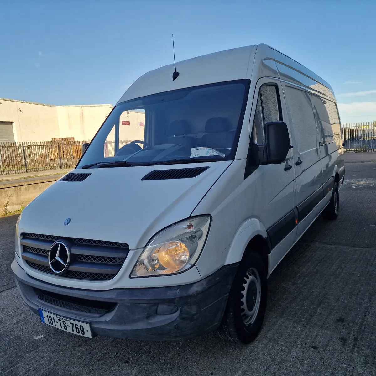 Mercedes-Benz Sprinter  Long  2013 New Doe - Image 2