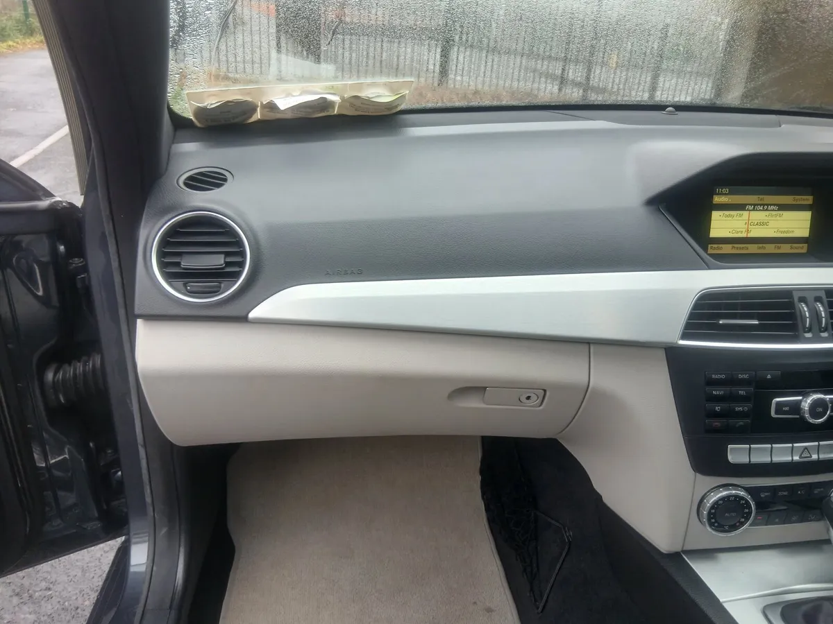 Mercedes-Benz C-Class 2013 - Image 4