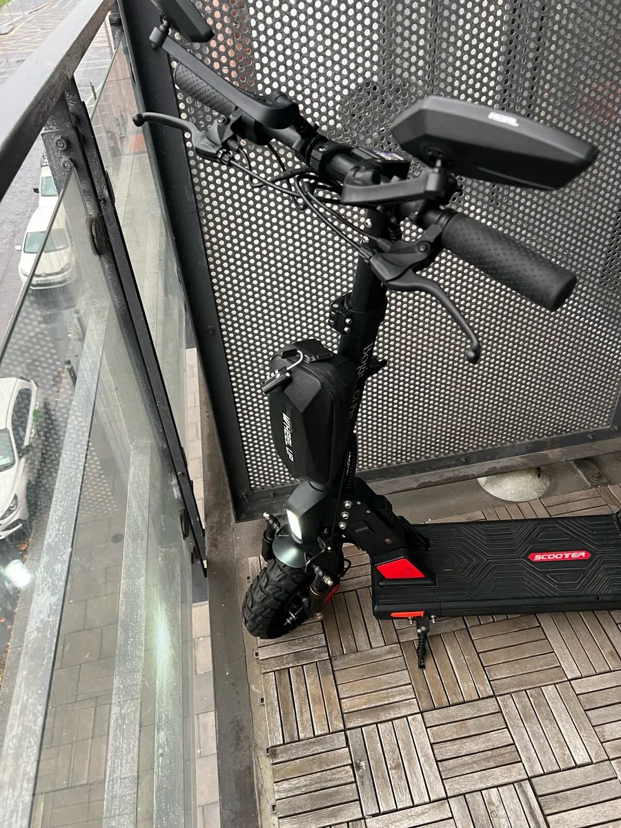 BOGIST C1 PRO Electric Scooter - Image 4