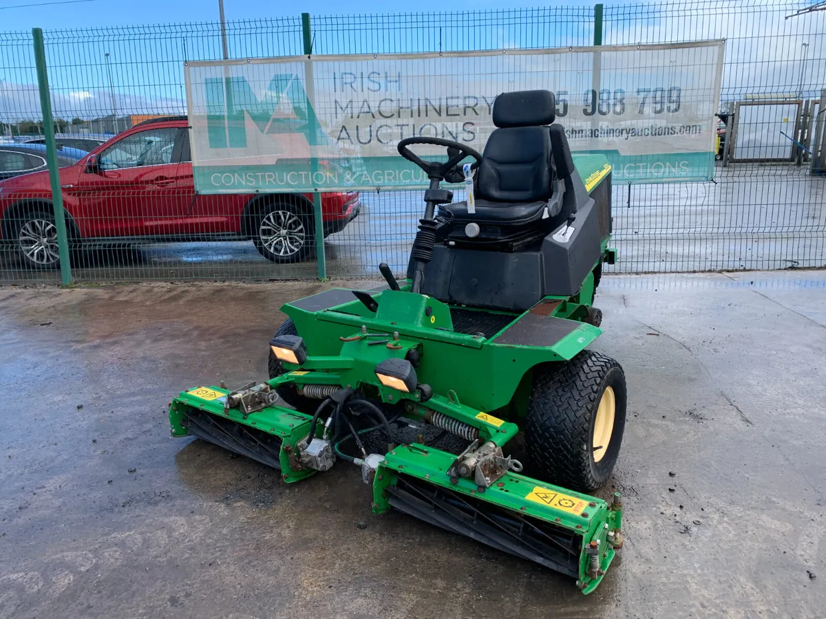 JOHN DEERE 500 3WD CYLINDER MOWER FOR AUCTION - Image 1
