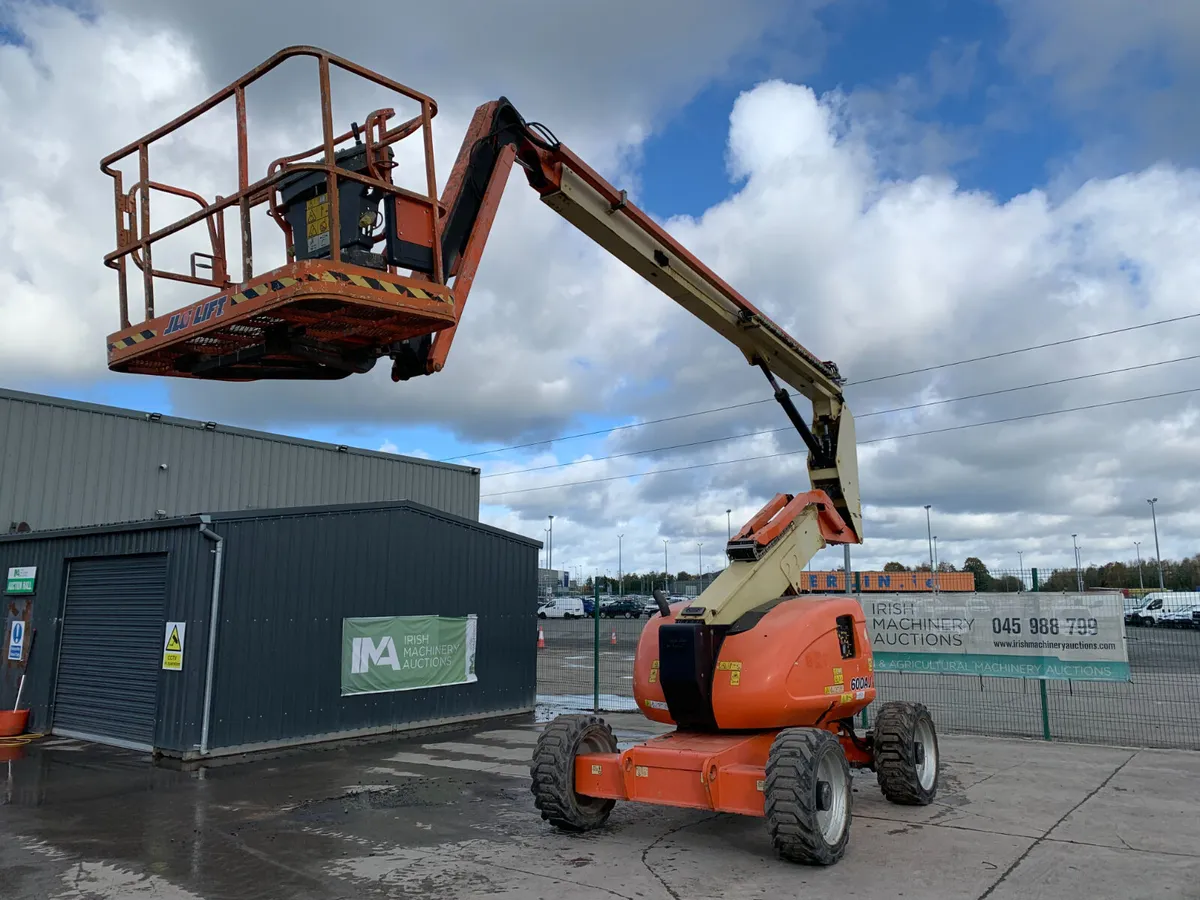 2012 JLG 600AJ STRAIGHT BOOM LIFT FOR AUCTION - Image 1