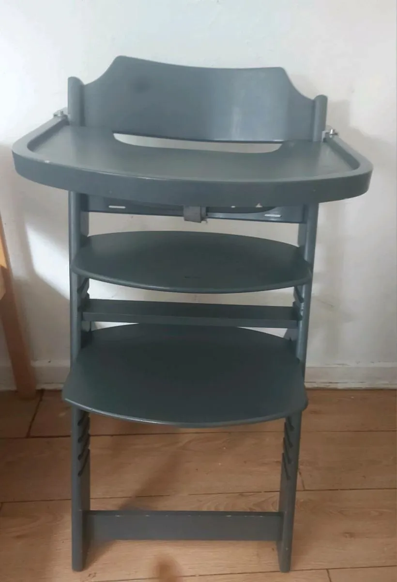 Wooden highchair - Image 4