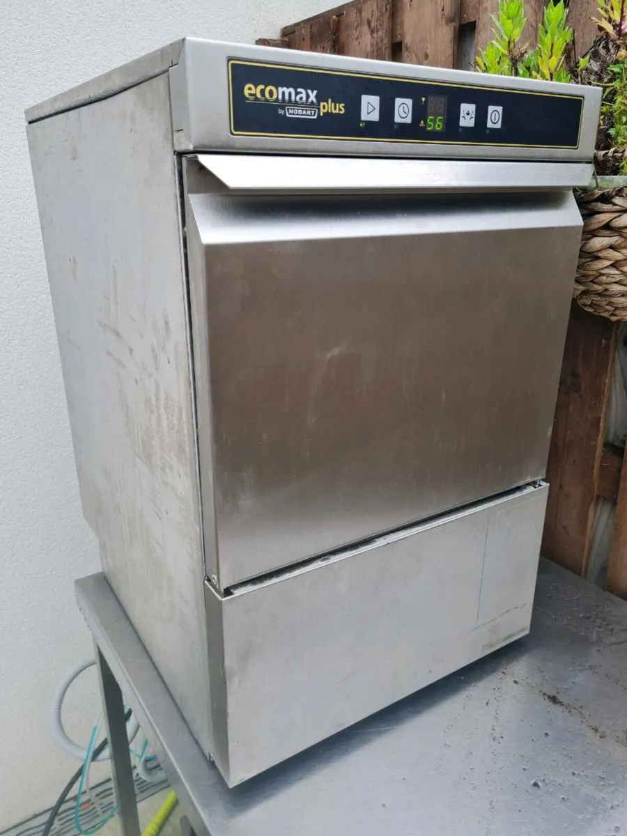 Hobart Ecomax Plus Glasswasher - Image 1