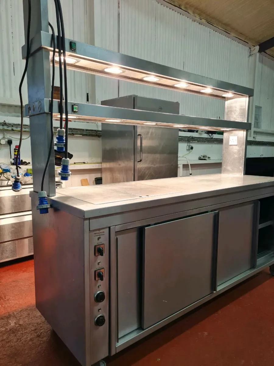 Hot Pass Through 2 Well Bain Marie with Gantry - Image 1